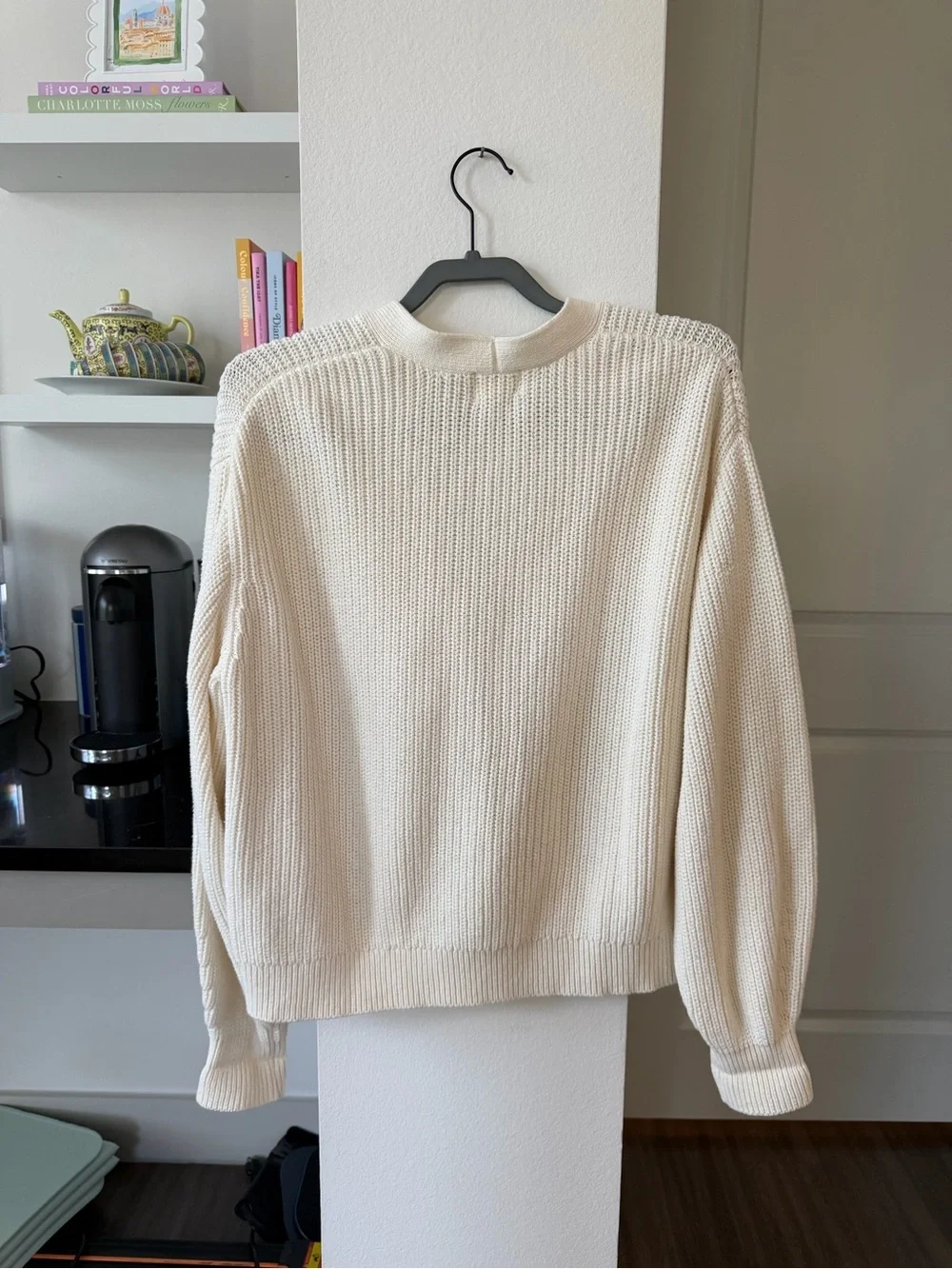 H&M Cream Ribbed V-Neck Button Cardigan - Picture 3 of 3